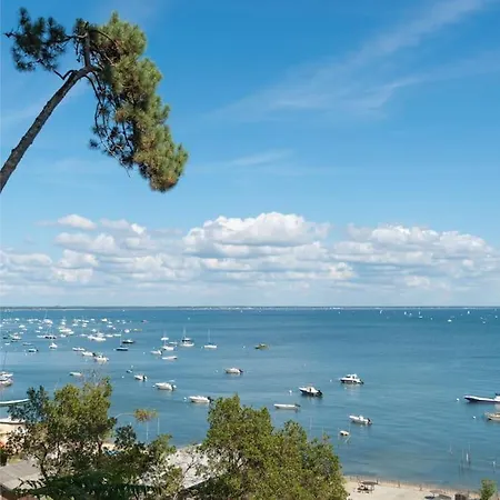 Des Pins-bassin D'arcachon * לה טיש